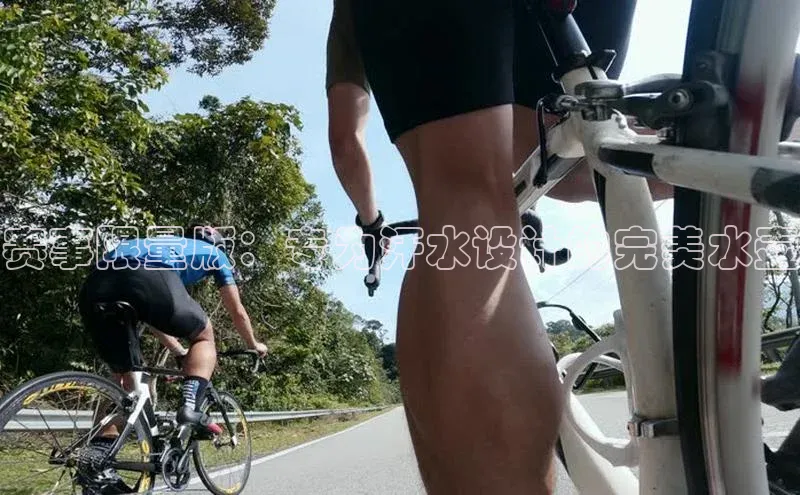 赛事限量版：专为汗水设计的完美水壶